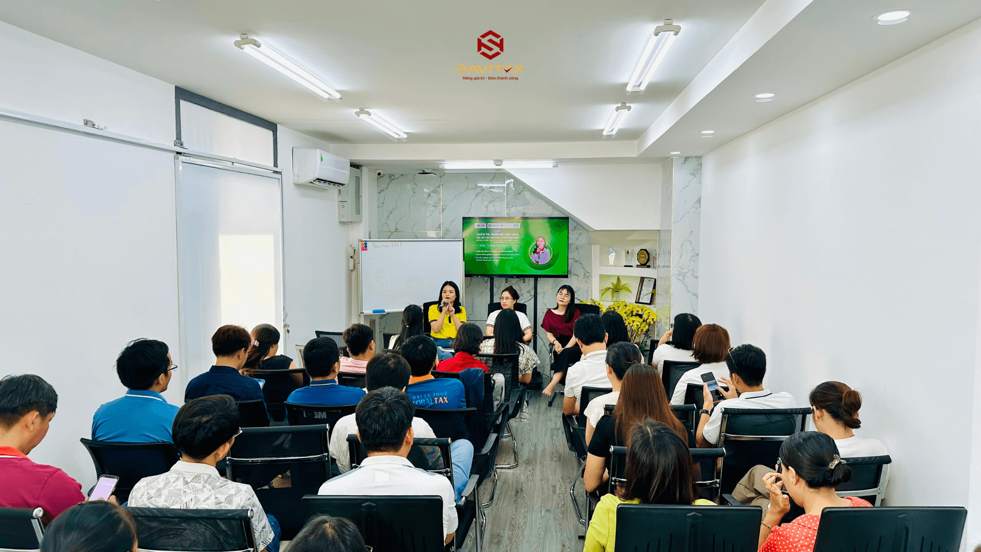 Buổi offline định kỳ được tổ chức tại Đại lý thuế Savitax